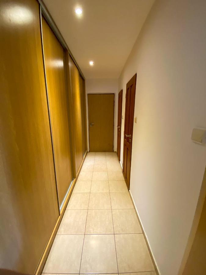 3 Bedroom Apartment In The Part Of The City Banska Bystrica Exterior photo