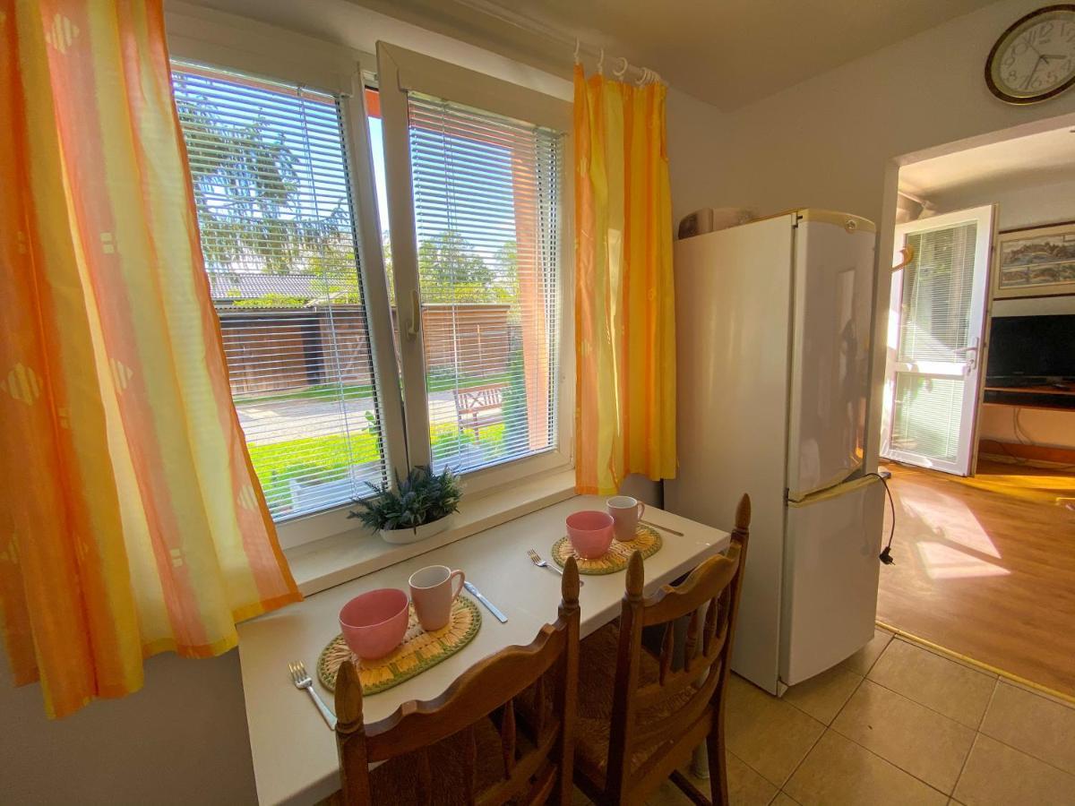 3 Bedroom Apartment In The Part Of The City Banska Bystrica Exterior photo
