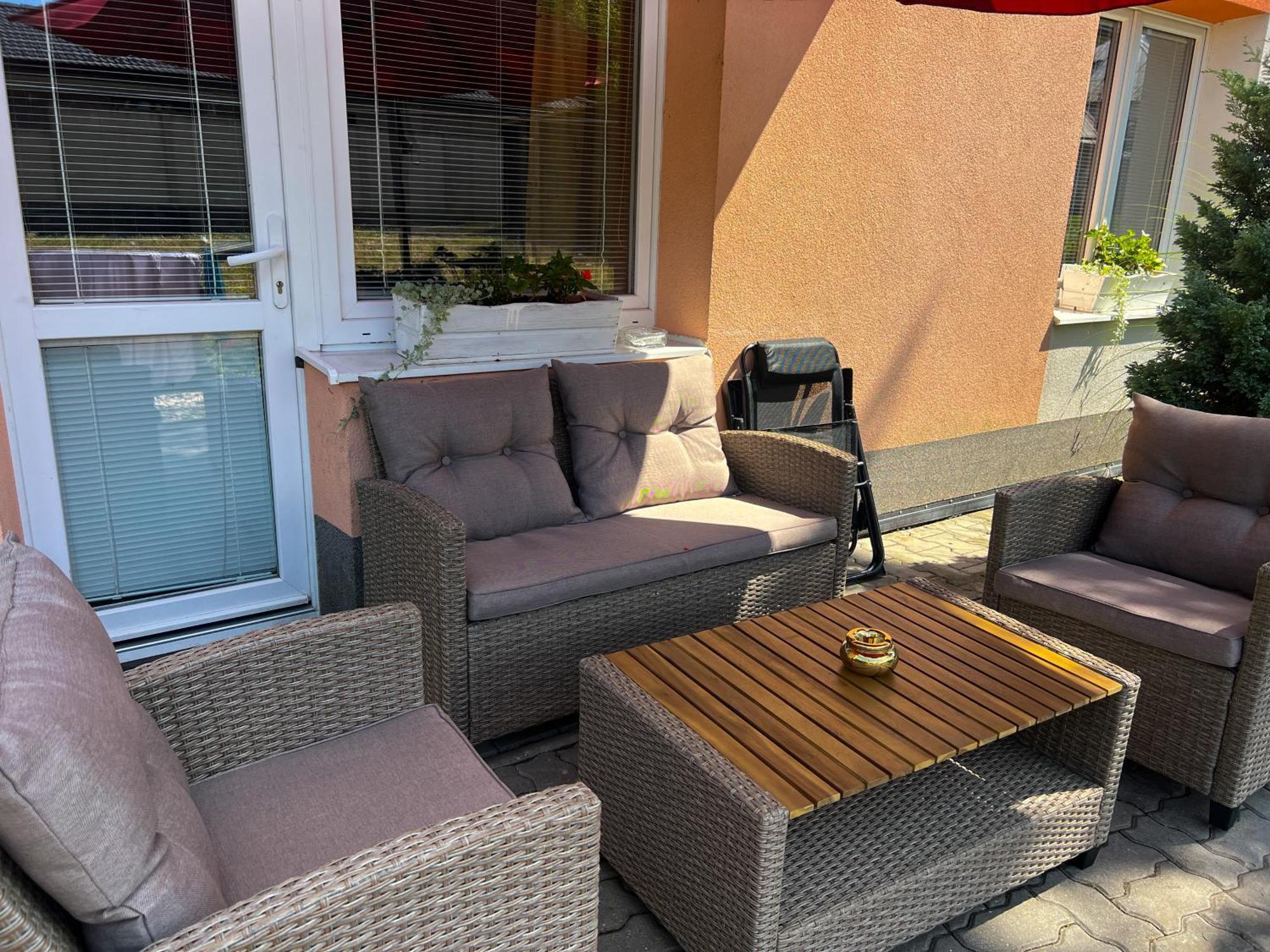 3 Bedroom Apartment In The Part Of The City Banska Bystrica Exterior photo